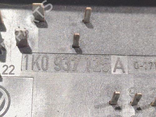 Fuse box SEAT ALTEA (5P1) 1.9 TDI | BP30655623E1