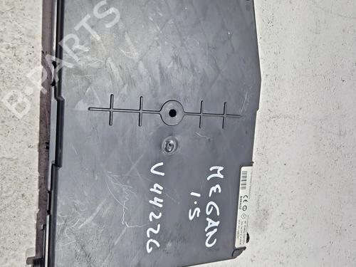 Used Fuse box RENAULT MEGANE II Saloon (LM0/1_) 1.5 dCi (LM1E) (106 hp) 29388416