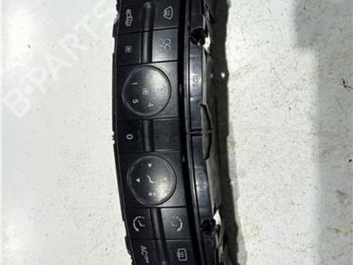Used Climate control MERCEDES-BENZ E-CLASS (W210) E 220 CDI (210.006) (136 hp) 23929548
