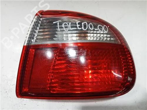Højre baglygte SEAT TOLEDO II (1M2) 1.9 TDI (110 hp) 23916934