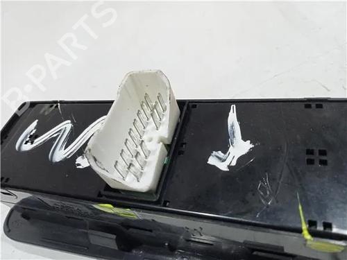 Switch KIA CERATO I Hatchback (LD) 2.0 CRDi | BP23920445I30 