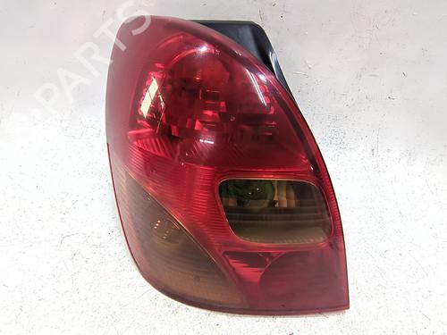 Used Left taillight Left taillight TOYOTA COROLLA Verso (_E12_) 2.0 D-4D (CDE120_) (116 hp) 32700852 32700852