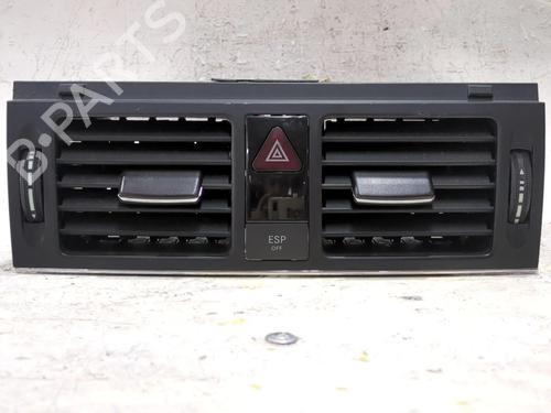 Used Air vent MERCEDES-BENZ C-CLASS (W204) C 200 CDI (204.007, 204.006) (136 hp) 28693110
