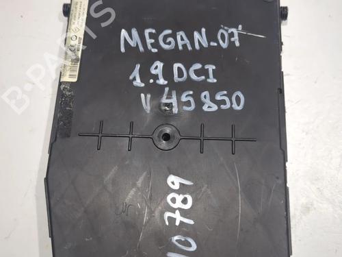 Elektronische module RENAULT MEGANE II Coupé-Cabriolet (EM0/1_) 1.9 dCi (131 hp) 23928478