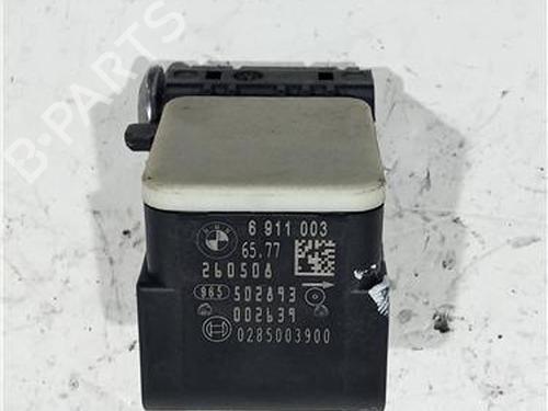 Used Electronic module BMW 3 (E90) 325 i (218 hp) 23918197