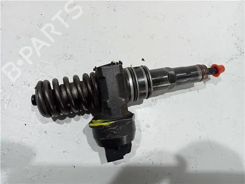 Used Injector VW GOLF IV (1J1) 1.4 16V (75 hp) 23920785