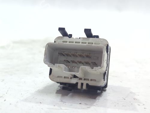 Left front window switch RENAULT LAGUNA II (BG0/1_) 1.9 dCi (BG08, BG0G) | BP40005970I27 - Image 3