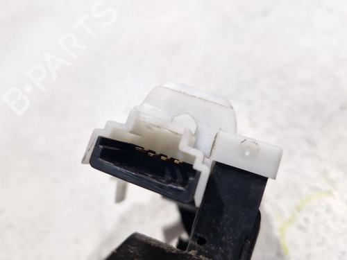 Tailgate lock RENAULT CLIO III Grandtour (KR0/1_) 1.2 16V (KR0P) | BP29383841C101 