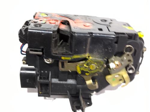 Front left lock AUDI A4 B6 Avant (8E5) 1.9 TDI quattro | BP24358246C98 