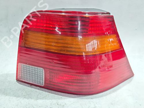 Feu arrière droit VW GOLF IV (1J1) 1.9 TDI (110 hp) 30193046