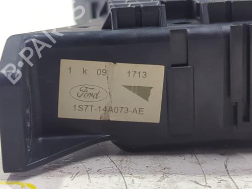 Fuse box FORD MONDEO III (B5Y) 2.0 16V TDDi / TDCi | BP39950082E1 - Image 4