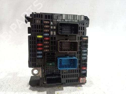 fuse-box-peugeot-508-i-8d_-2010-2011-2012-2013-2014-2015-2016-2017-2018-36527078 main image