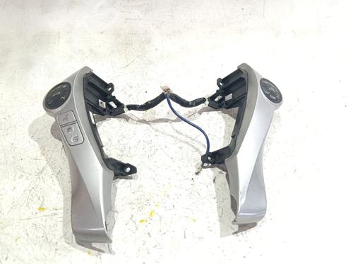 steering-wheel-controls-toyota-prius-_w3_-2008-2009-2010-2011-2012-2013-2014-2015-2016-39097433 main image