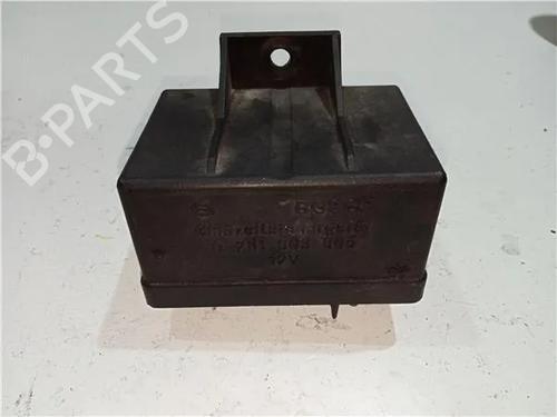 Boîte à Fusibles CITROËN XSARA (N1) 1.9 TD (90 hp) 24967327