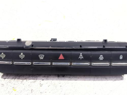 Used Switch Switch PEUGEOT 5008 (0U_, 0E_) 1.6 HDi (110 hp) 40062952 40062952