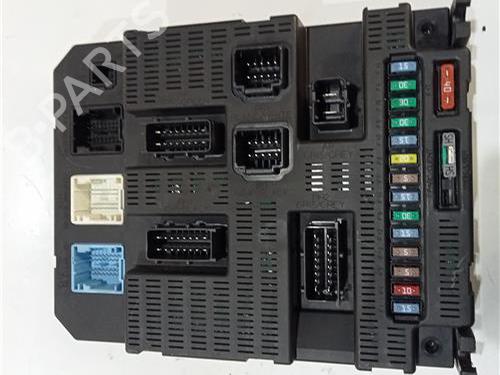 Used Fuse box CITROËN C2 (JM_) 1.1 (60 hp) 23909082