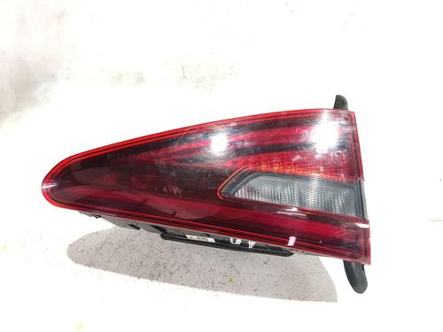 left-tailgate-light-alfa-romeo-stelvio-949_-2016-38703069 main image