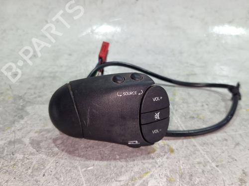 Used Steering wheel controls Steering wheel controls RENAULT SCÉNIC I MPV (JA0/1_, FA0_) 1.4 16V (JA0D, JA1H, Ja0W, JA10) (95 hp) 33932971 33932971
