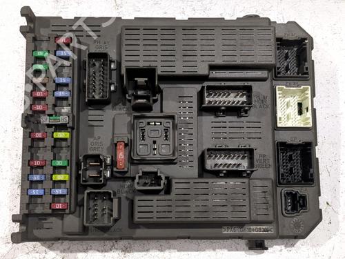 Used Fuse box PEUGEOT 807 (EB_) 2.2 HDi (128 hp) 31184089