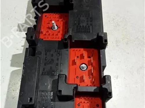 Fuse box OPEL VECTRA C (Z02) 1.9 CDTI (F69) | BP23926975E1 - Image 4