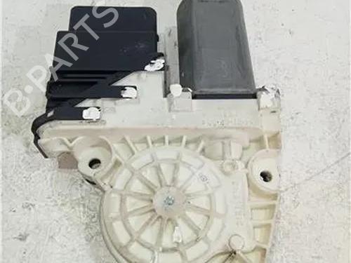 Used Left rear window motor VW GOLF IV (1J1) 1.4 16V (75 hp) 23912195