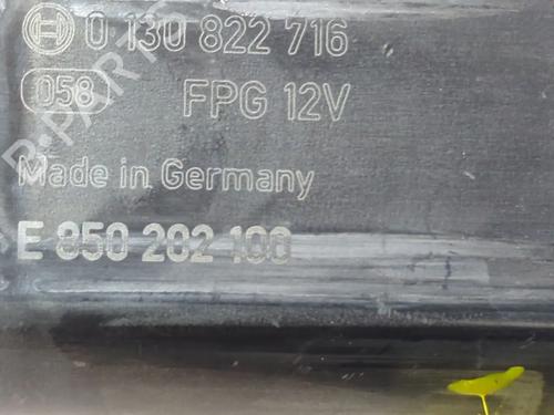Right front window motor SEAT LEON ST (5F8) 1.6 TDI 4Drive | BP26542468E20 