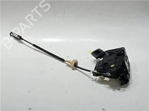 Front right lock VW GOLF VI (5K1) 1.6 TDI | BP23914097C97 