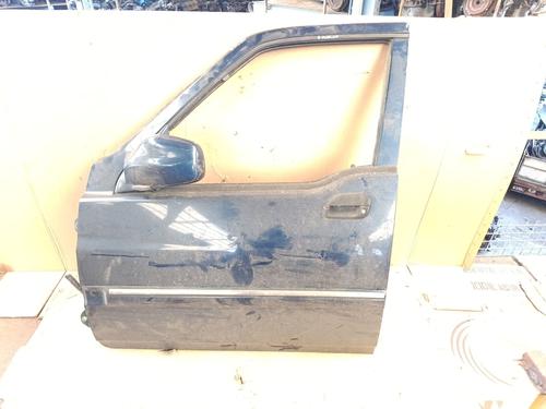 Used Left front door Left front door SSANGYONG MUSSO SPORTS 2.9 D 4x4 (120 hp) 39981099 39981099