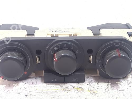 climate-control-seat-ibiza-iii-6l1-2002-2003-2004-2005-2006-2007-2008-2009-37714022 main image