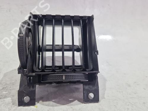 Used Air vent Air vent SSANGYONG TIVOLI 1.6 XDi 160 (136 hp) 33618820 33618820