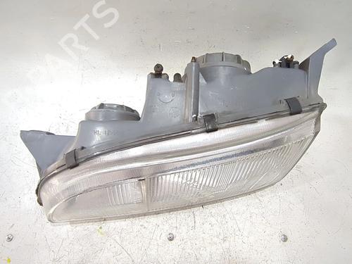 Left headlight HYUNDAI SONATA III (Y-3) 2.0 i | BP27806669C28 