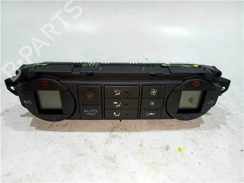 AC Styreenhet / Manøvreringsenhet FORD FOCUS II Saloon (DB_, FCH, DH) 2.0 TDCi (136 hp) 23930452