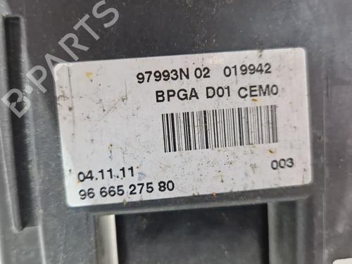 Fuse box CITROËN C4 Grand Picasso I (UA_) 1.6 HDi 110 | BP30527512E1 