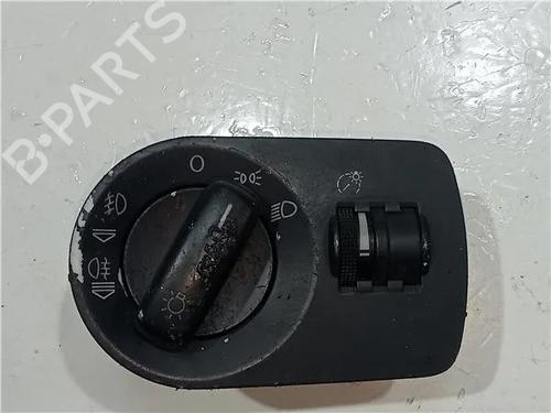 Used Switch AUDI A1 (8X1, 8XK) 1.6 TDI (105 hp) 23914848