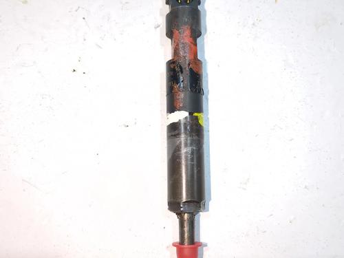 Spreder / Dyse RENAULT MEGANE III Hatchback (BZ0/1_, B3_) 1.6 dCi (BZ00, BZ12, BZ13) (130 hp) 23925432