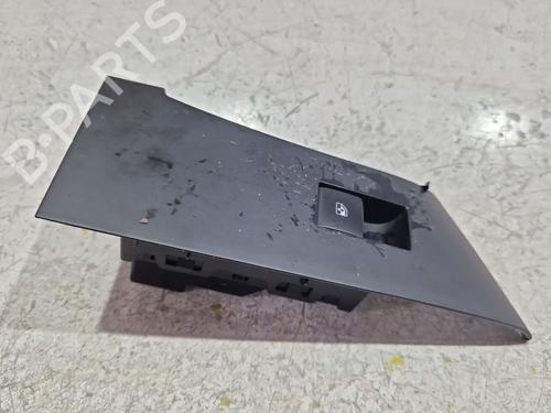 right-front-window-switch-opel-astra-j-p10-2009-2010-2011-2012-2013-2014-2015-2016-34264758 main image