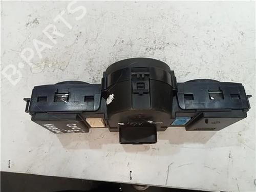 Climate control RENAULT MEGANE I Classic (LA0/1_) 1.9 dCi (LA05, LA1F) | BP23910527I5