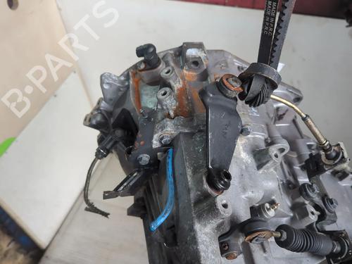 Gearbox MITSUBISHI CARISMA (DA_) 1.6 (DA1A) | BP25755725M3