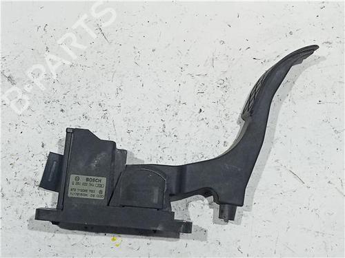 Used Pedal VW GOLF IV (1J1) 1.4 16V (75 hp) 23918281