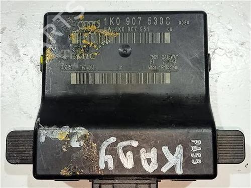 Used Electronic module VW GOLF IV (1J1) 1.4 16V (75 hp) 23908559