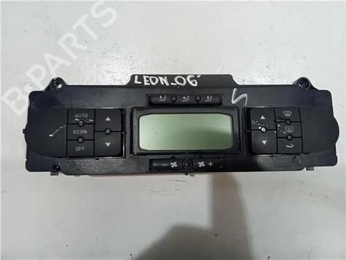 Used Climate control SEAT LEON (1P1) 2.0 TDI 16V (140 hp) 23910649