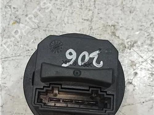 Heater resistor PEUGEOT 206 Hatchback (2A/C) 1.4 HDi eco 70 | BP23913972M108