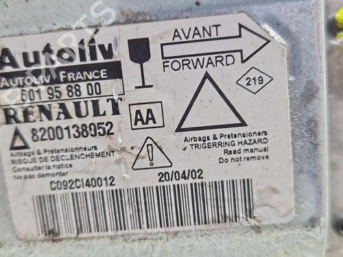 Calculateur Airbags RENAULT LAGUNA II (BG0/1_) 1.6 16V (BG0A, BG0L) | BP30831899M53