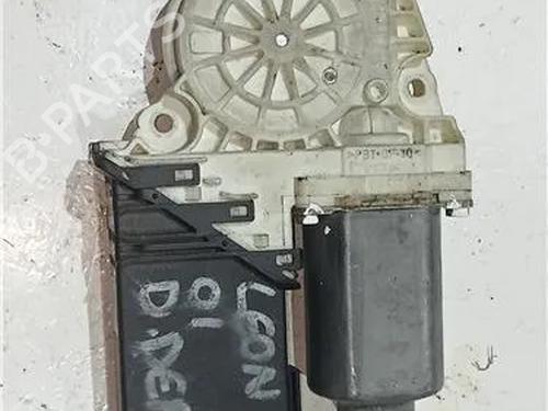 Used Right front window motor SEAT LEON (1M1) 1.9 TDI (110 hp) 23912476