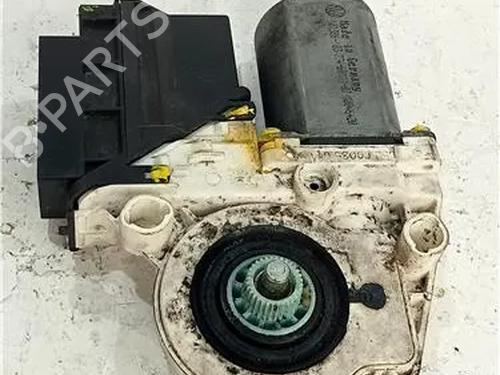 Portierruitmotor rechtsvoor SEAT IBIZA III (6L1) 1.9 TDI (131 hp) 23911173