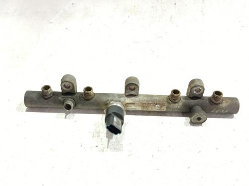 Used Injection rail Injection rail 37719411 37719411