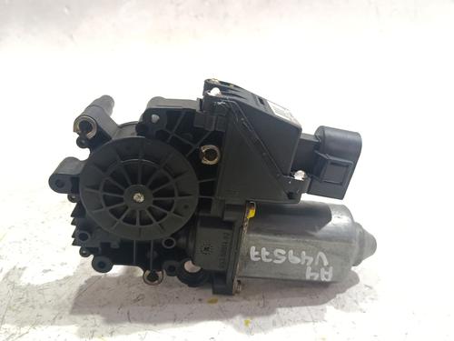 Used Left front window motor Left front window motor AUDI A4 B5 (8D2) 1.9 TDI (110 hp) 39901203 39901203