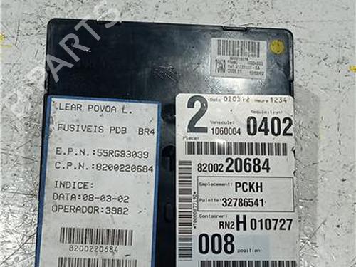 Used Fuse box RENAULT VEL SATIS (BJ0_) 3.0 dCi (BJ0J, BJ0N) (177 hp) 23913627