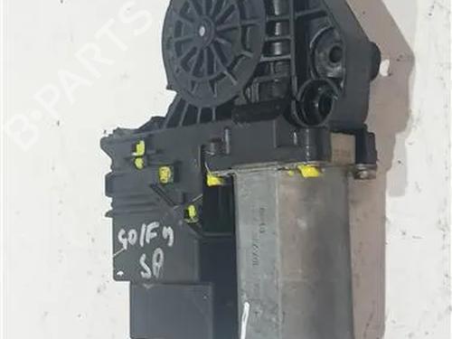Used Right rear window motor VW GOLF IV (1J1) 1.4 16V (75 hp) 23912828