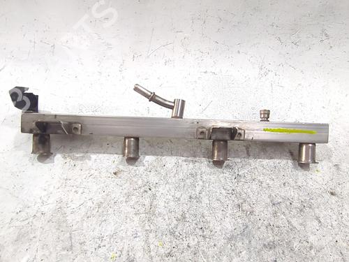 injection-rail-bmw-3-e46-1997-1998-1999-2000-2001-2002-2003-2004-2005-34114291 main image